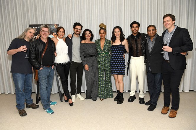 The Expanse - Season 6 - Evenementen - "The Expanse" Season 6 Cast and Creator Dinner on December 05, 2021 in West Hollywood, California