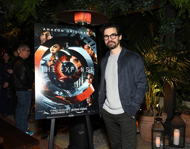 The Expanse - Season 6 - Eventos - "The Expanse" Season 6 Cast and Creator Dinner on December 05, 2021 in West Hollywood, California
