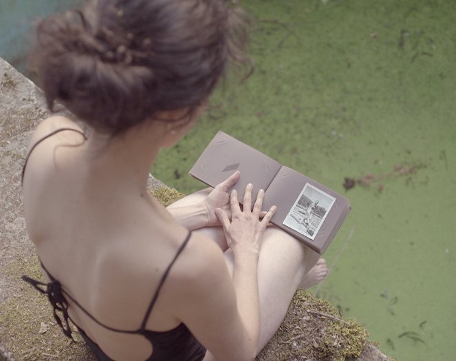 La piscina (un perpetuum mobile) - Film