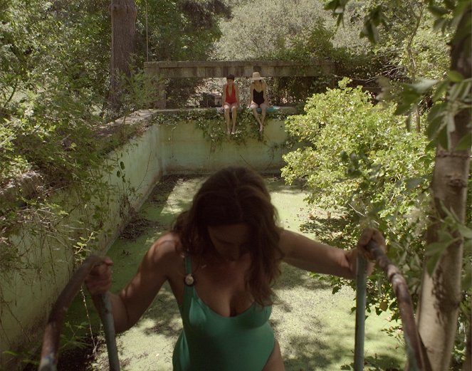La piscina (un perpetuum mobile) - De la película