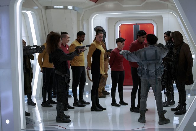 Star Trek: Nieznane nowe światy - Spokojny szkwał - Z filmu - Rebecca Romijn, Melissa Navia
