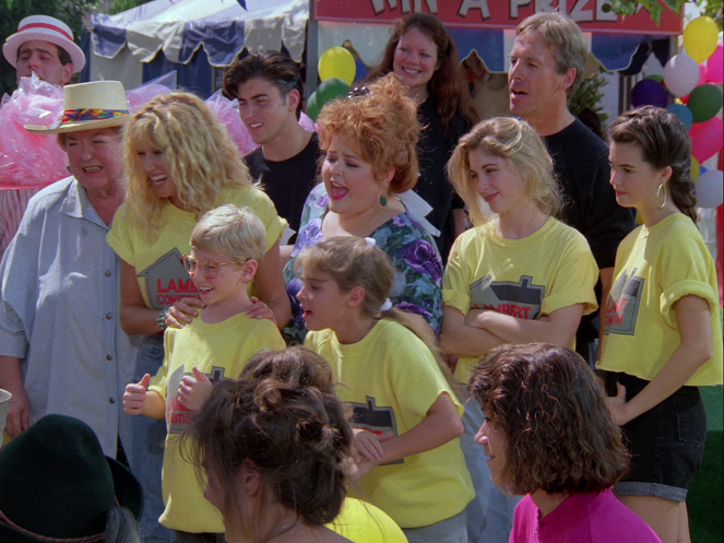 Step by Step - Pulling Together - Do filme - Peggy Rea, Suzanne Somers, Christopher Castile, Christine Lakin, Patrika Darbo, Staci Keanan, Angela Watson