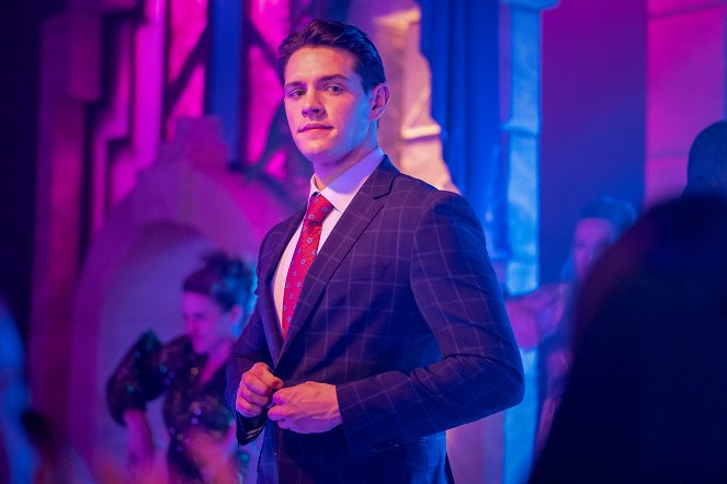Riverdale - Chapter One Hundred and Twelve: American Psychos - Photos - Casey Cott