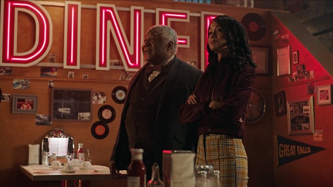 Riverdale - Chapter One Hundred and Ten: Things That Go Bump in the Night - Filmfotók - Alvin Sanders, Erinn Westbrook