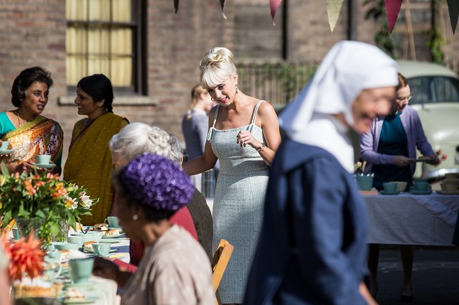 Call the Midwife - Premières vacances - Film - Helen George