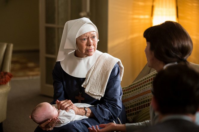 Call the Midwife - Episode 6 - Do filme - Jenny Agutter