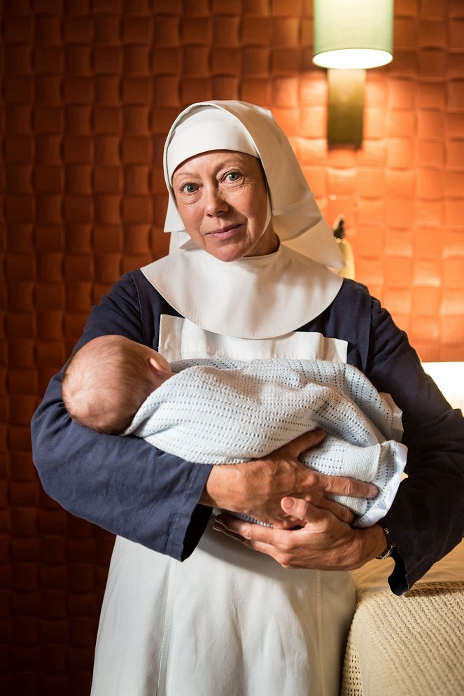 Call the Midwife - Premières vacances - Promo - Jenny Agutter
