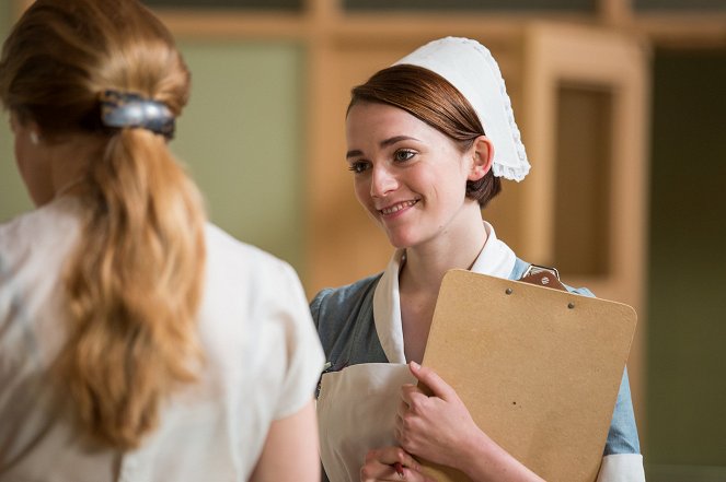 Call the Midwife - Episode 7 - Photos - Charlotte Ritchie