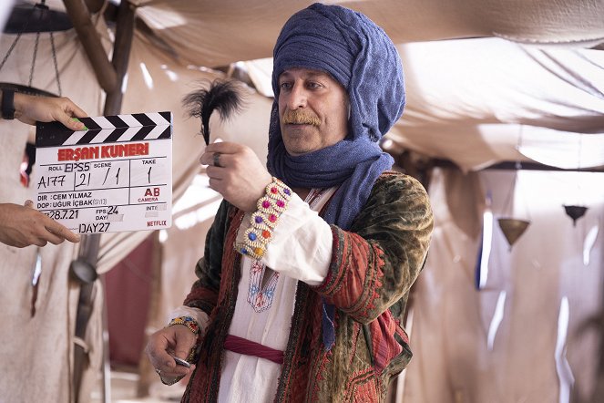 Ershan Kuneri: Um Produtor Atrevido - Faqbâdi - De filmagens - Cem Yılmaz