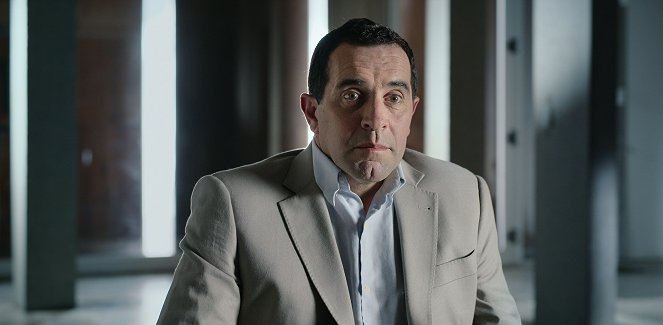 Fotograf a Pošťák: Vražda José Luise Cabezase - Z filmu