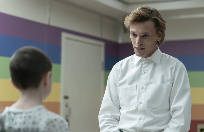 Stranger Things - Chapter Five: The Nina Project - Photos - Jamie Campbell Bower