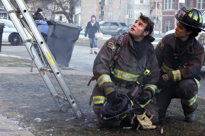 Chicago Fire - Strażackie śledztwo - Z filmu - Alberto Rosende