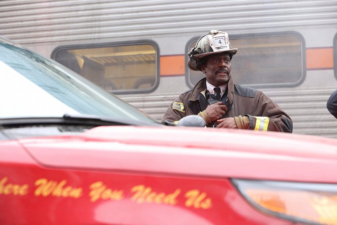 Chicago Fire - Back with a Bang - Photos - Eamonn Walker
