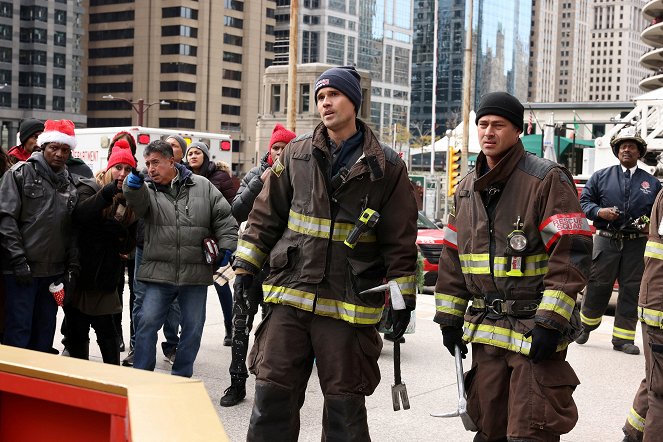 Chicago Fire - Season 10 - Winterfest - Photos - Taylor Kinney