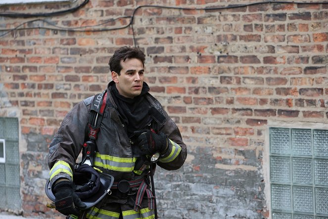 Chicago Fire - What Happened at Whiskey Point? - Photos - Alberto Rosende