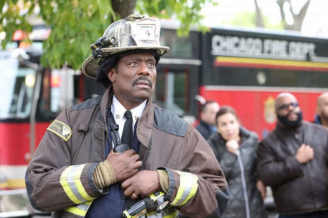 Chicago Fire - What Happened at Whiskey Point? - Photos - Eamonn Walker