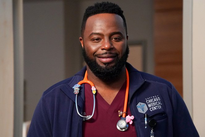 Chicago Med - Reality Leaves a Lot to the Imagination - Photos - Guy Lockard
