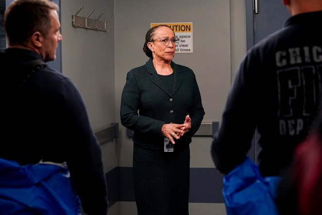 Chicago Med - What You Don't Know Can't Hurt You - De la película - S. Epatha Merkerson