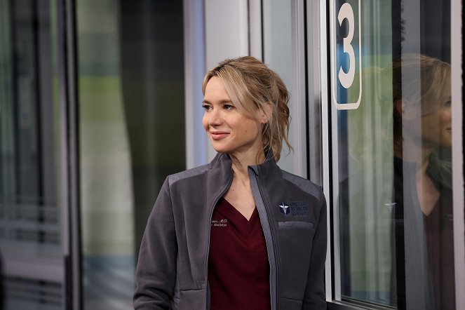 Chicago Med - The Things We Thought We Left Behind - Do filme - Kristen Hager