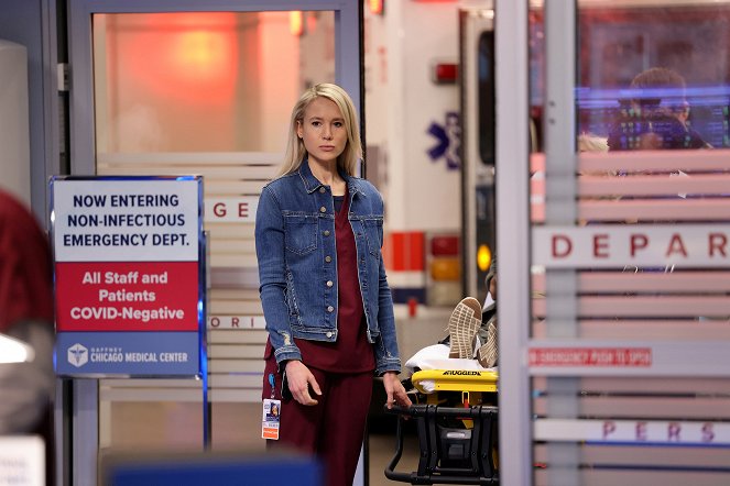 Chicago Med - Season 7 - When You're a Hammer Everything's a Nail - Photos - Kristen Hager