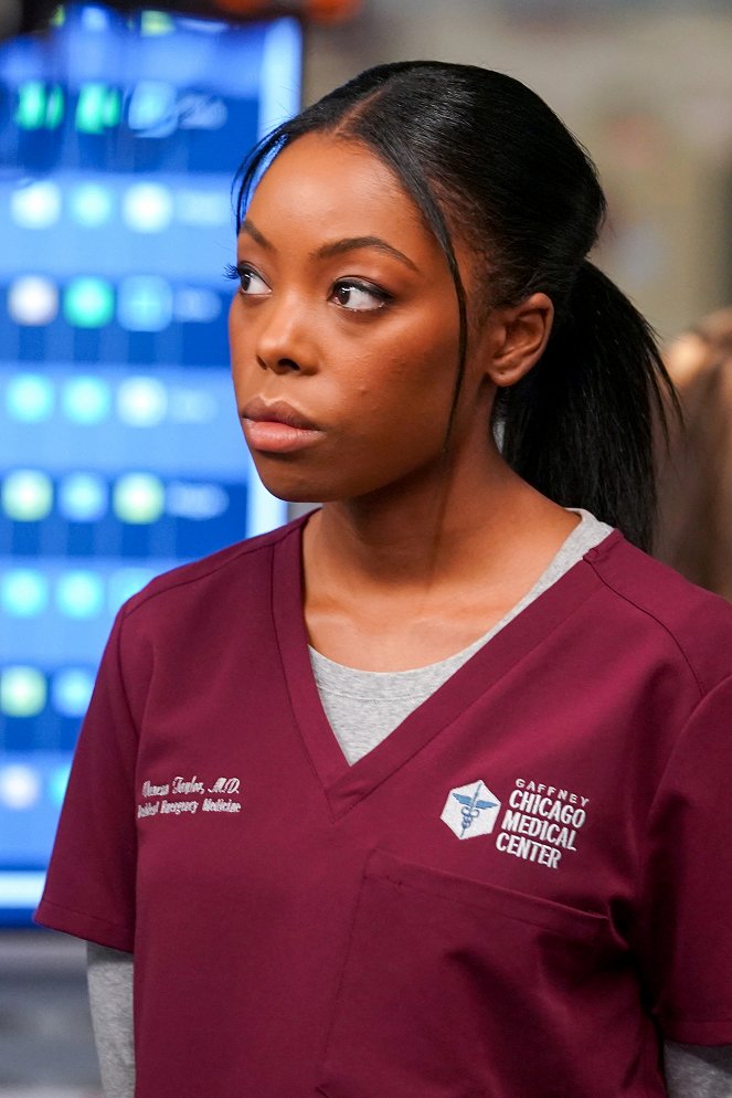 Chicago Med - Change Is a Tough Pill to Swallow - Van film - Guy Lockard