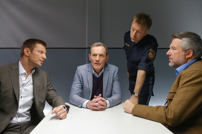 Die Rosenheim-Cops - Season 17 - Alles neu macht die Mai - Photos - Igor Jeftić, Sven Kramer, Max Müller, Dieter Fischer