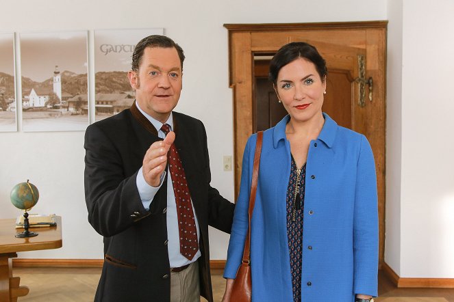 Die Rosenheim-Cops - Season 17 - Alle wollen Stockl - Photos - Jürgen Tonkel, Marisa Burger