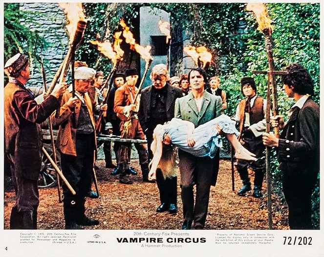 Vampire Circus - Mainoskuvat