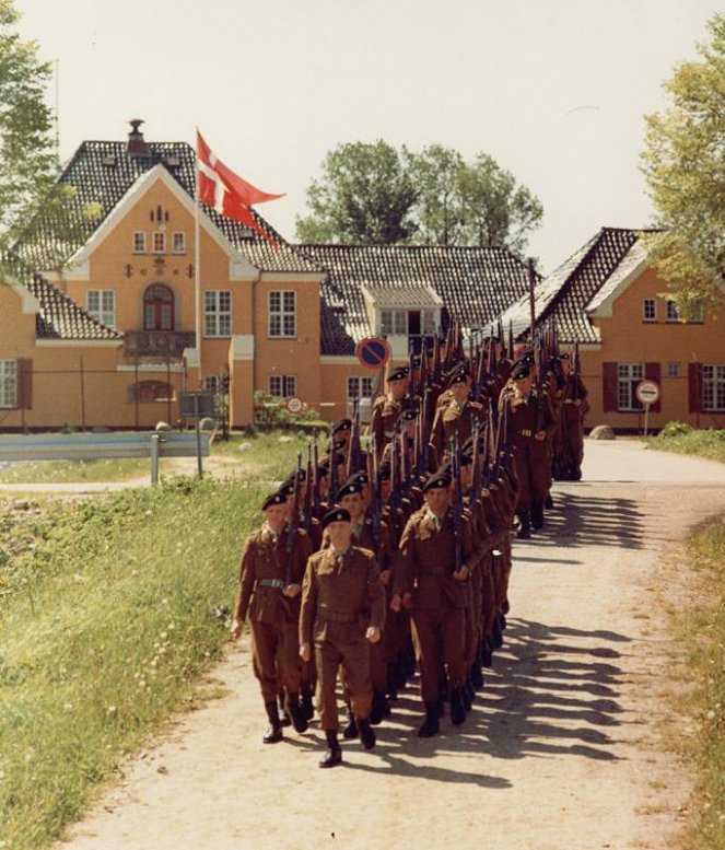 Soldaterkammerater på bjørnetjeneste - Filmfotos