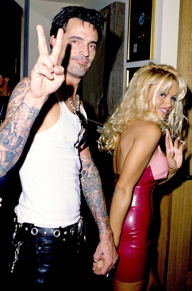 Pamela Anderson & Tommy Lee - Sexe, romance et video - Z filmu - Tommy Lee, Pamela Anderson