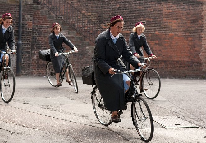 Zavolejte porodní sestřičky: Jubilejní nadělení - Z filmu