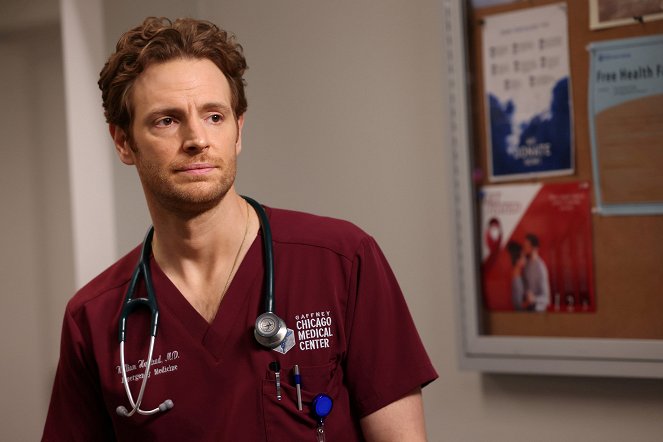 Chicago Med - Season 7 - Things Meant to Be Bent Not Broken - Photos - Nick Gehlfuss