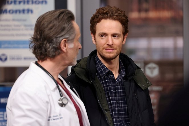 Chicago Med - Season 7 - Things Meant to Be Bent Not Broken - Z filmu - Nick Gehlfuss