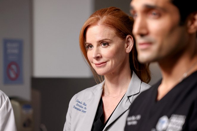 Chicago Med - May Your Choices Reflect Hope, Not Fear - De la película - Sarah Rafferty