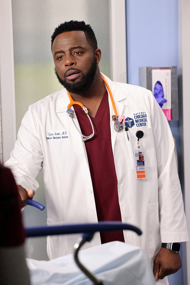 Chicago Med - If You Love Someone, Set Them Free - Photos - Guy Lockard