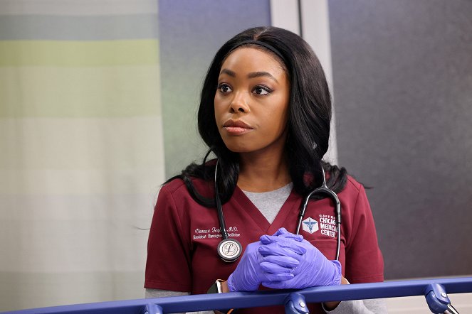 Chicago Med - If You Love Someone, Set Them Free - Photos - Asjha Cooper
