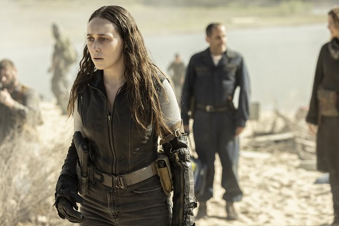 Fear the Walking Dead - Season 7 - Amina - Photos