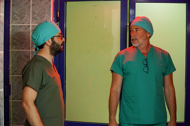 The Town Doctor - Episode 11 - Photos - Sinan Albayrak