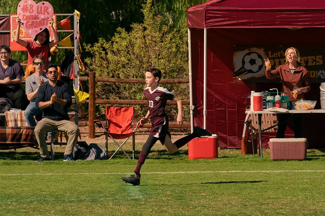 Best Foot Forward - Soccer - Kuvat elokuvasta - Logan Marmino