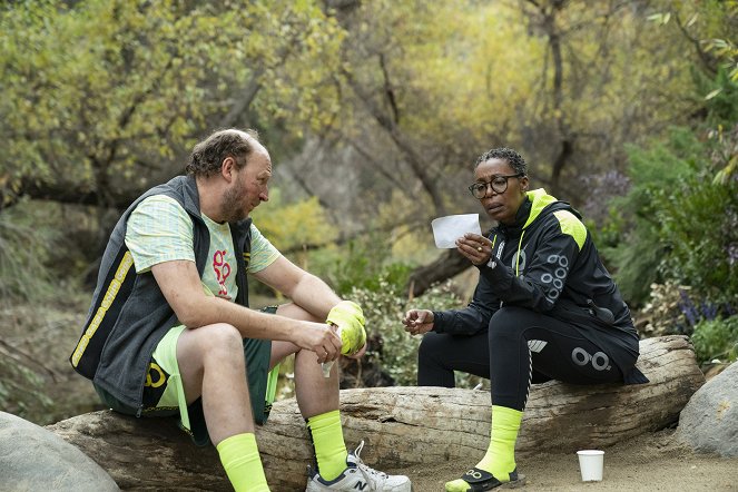 Made for Love - You're Not the First - Photos - Dan Bakkedahl, Noma Dumezweni