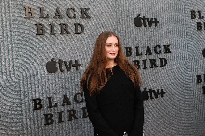 Volavka - Z akcií - Apple’s “Black Bird” premiere screening at the The Regency Bruin Westwood Village Theatre on June 29, 2022 - Karsen Liotta