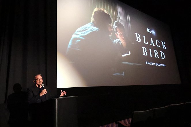 Czarny ptak - Z imprez - Apple’s “Black Bird” premiere screening at the The Regency Bruin Westwood Village Theatre on June 29, 2022 - Dennis Lehane