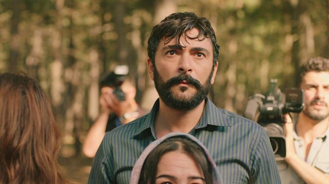 Seversin - Aşk Çıkmazı - Kuvat elokuvasta - Halil İbrahim Kurum