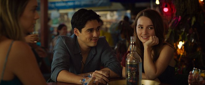 Ticket to Paradise - Van film - Maxime Bouttier, Kaitlyn Dever