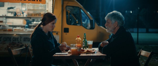 Settembre - Filmfotók - Tesa Litvan, Fabrizio Bentivoglio