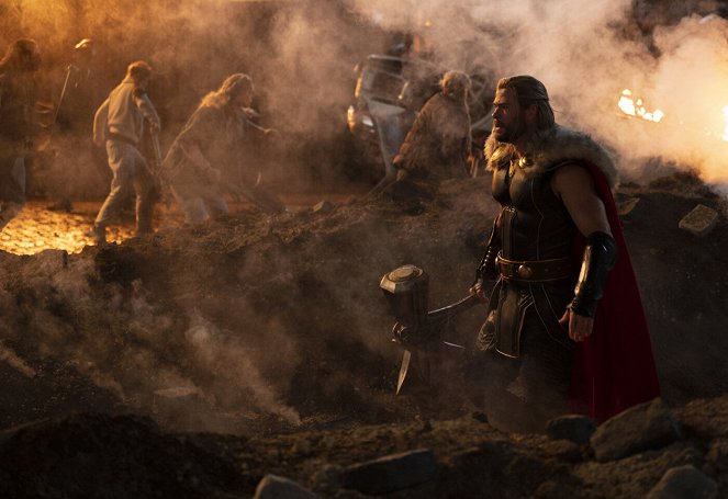 Thor: Love and Thunder - De la película - Chris Hemsworth