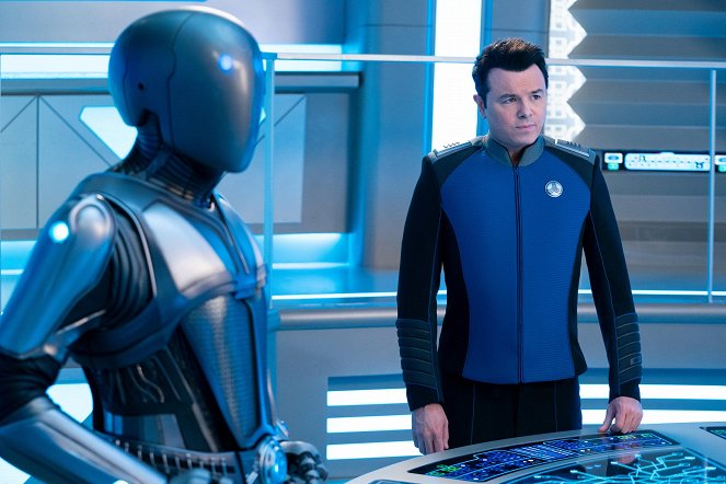 The Orville - New Horizons - Twice in a Lifetime - Photos - Seth MacFarlane