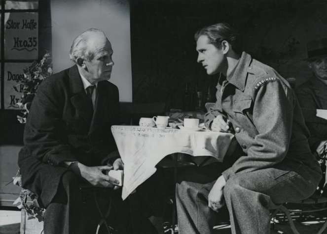 Soldaten og Jenny - Filmfotók - Svend Methling, Poul Reichhardt