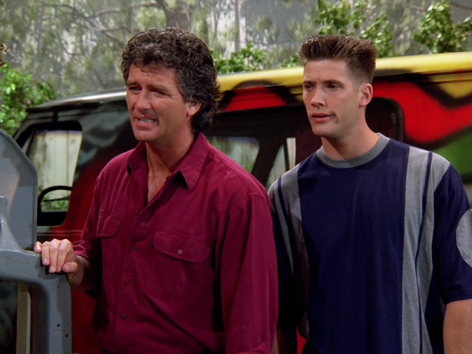Step by Step - Season 2 - To B or Not to Be - Photos - Patrick Duffy, Sasha Mitchell