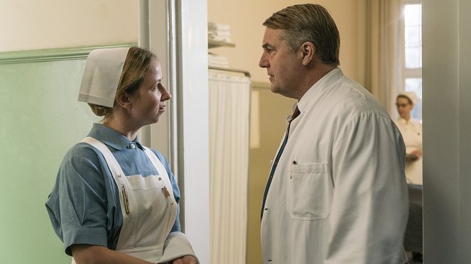 Sygeplejeskolen - Season 2 - Særbehandling - De la película